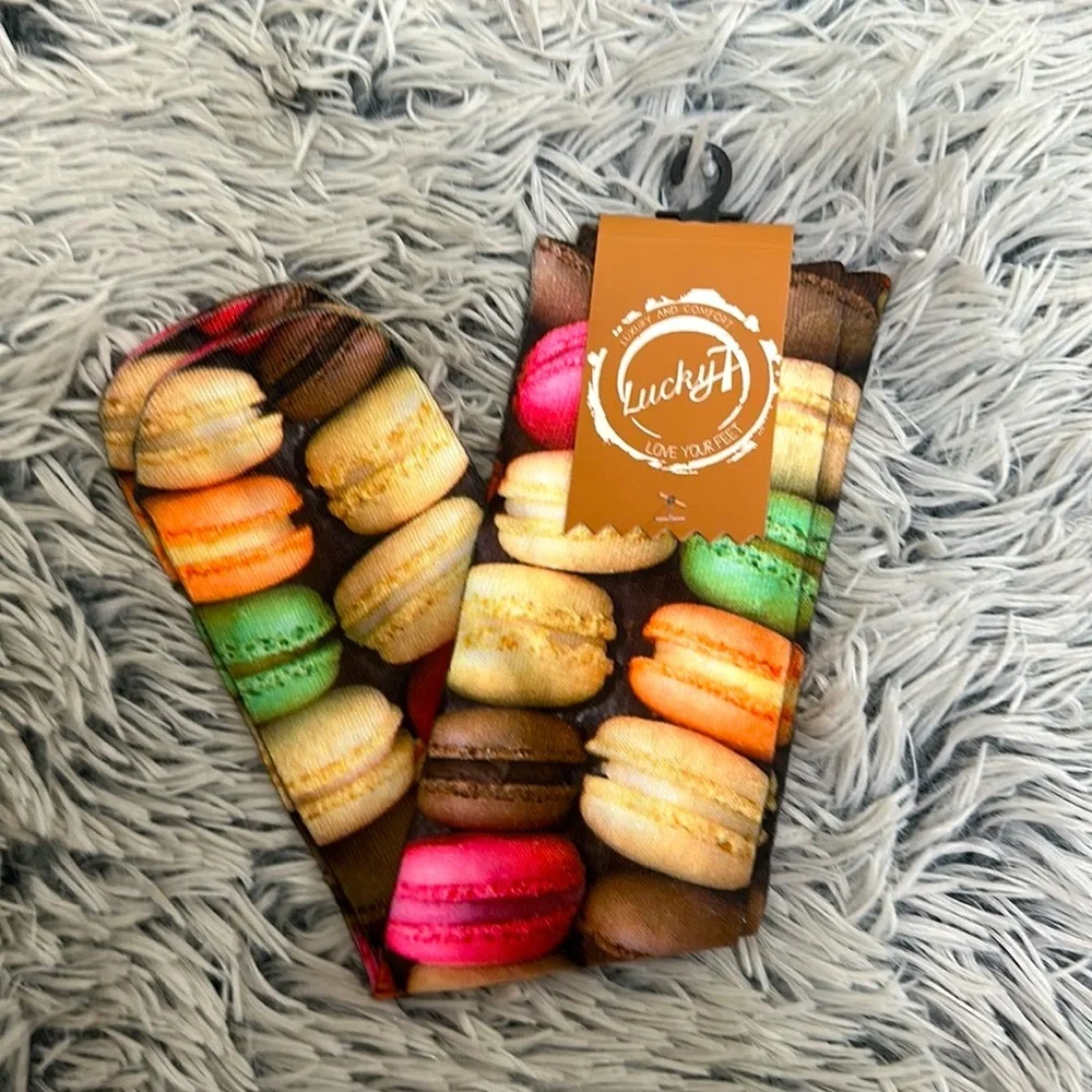 ✨Host Pick✨ Unisex Macaron Socks NWT